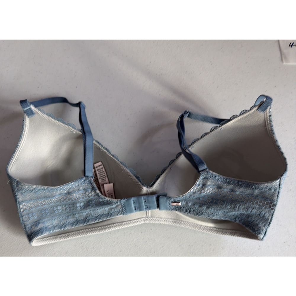 Victoria’s Secret Perfect Coverage Faded Denim Blue Lace Bra 32DD 32E wirefree - Picture 5 of 12